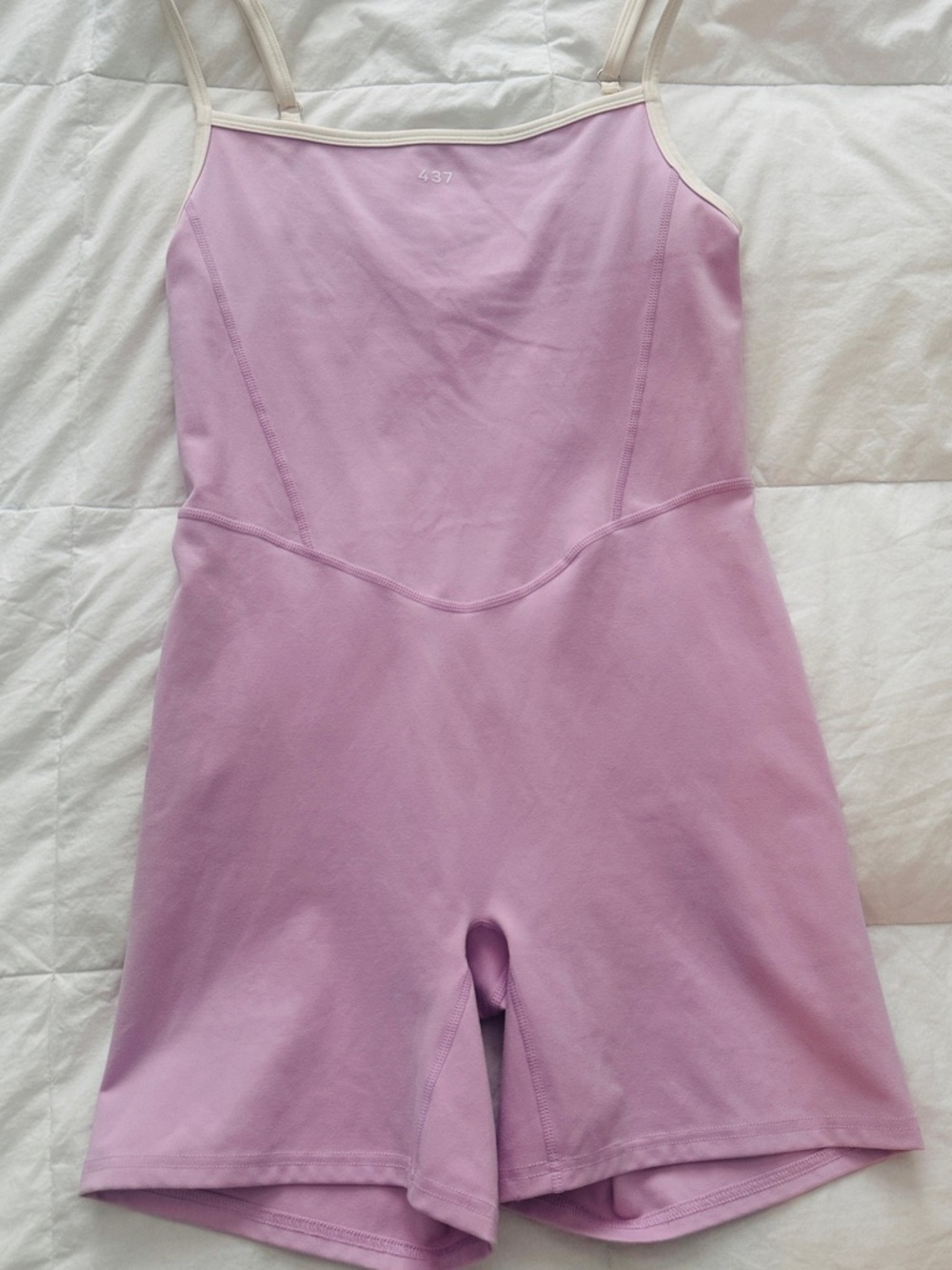 437 THE SHORTS ONESIE IN PARFAIT & CRÈME SIZE LARGE - Picture 5 of 7